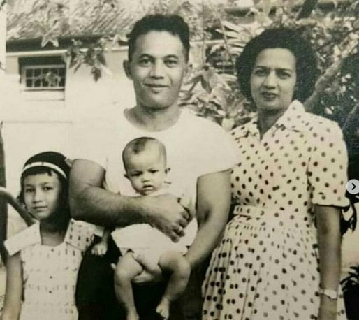 Jenderal AH Nasution dan keluarga